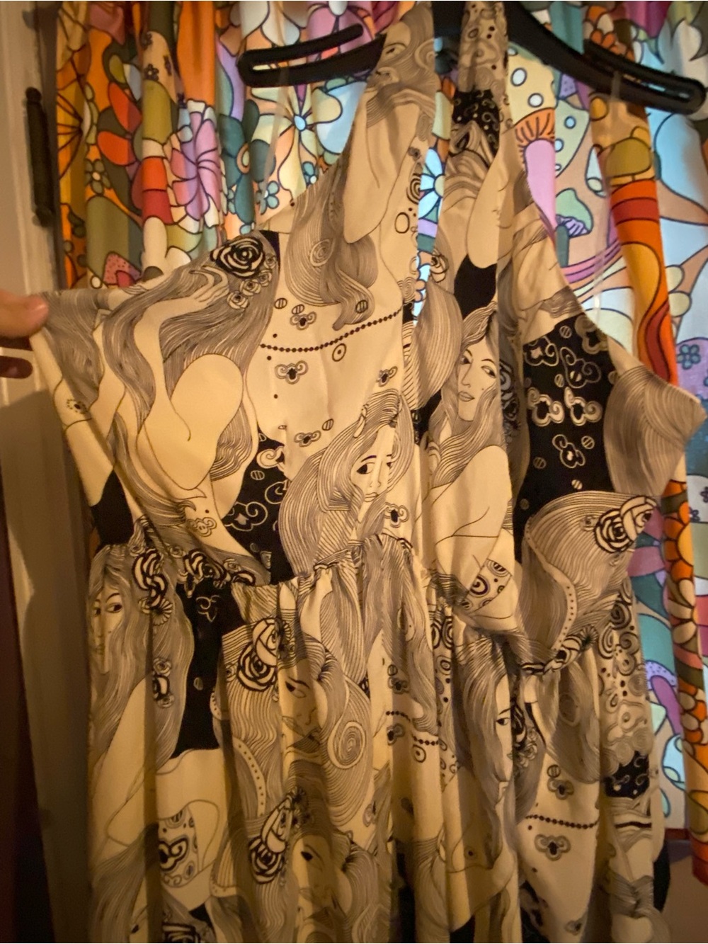 Unique Vintage Cream & Black Halter Maxi Dress 70s ladies NWT no belt - Picture 4 of 12